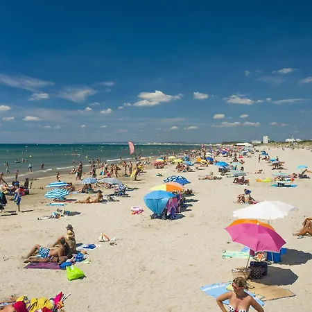 Agreable Proche Plage, Verdure Et Commerces, Parking Prive, Pour 4 Personnes - Fr-1-328-252 Ла-Гранд-Мот