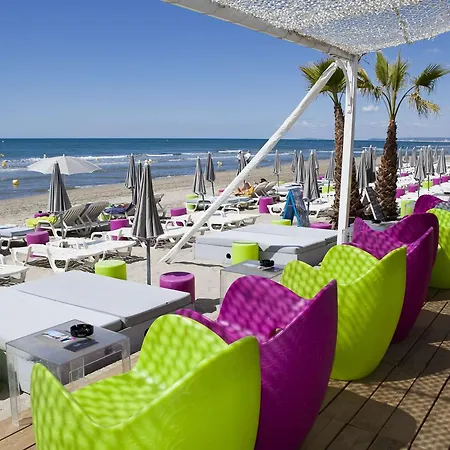 Agreable Proche Plage, Verdure Et Commerces, Parking Prive, Pour 4 Personnes - Fr-1-328-252 Ла-Гранд-Мот